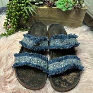 Women’s Sandals